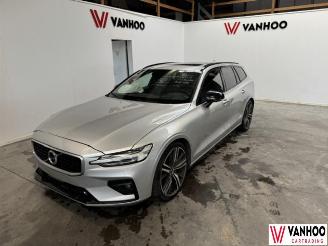 skadebil auto Volvo V-60  2019/6