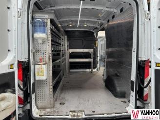 Ford Transit  picture 6