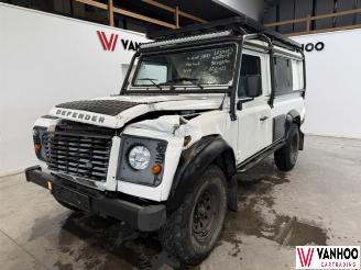 Unfallwagen Land Rover Defender  2015/9