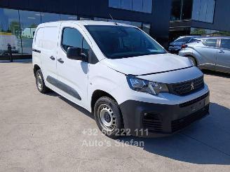 Damaged car Peugeot Partner PREMIUM 2023/8
