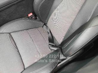 Mercedes E-klasse 200 D picture 14