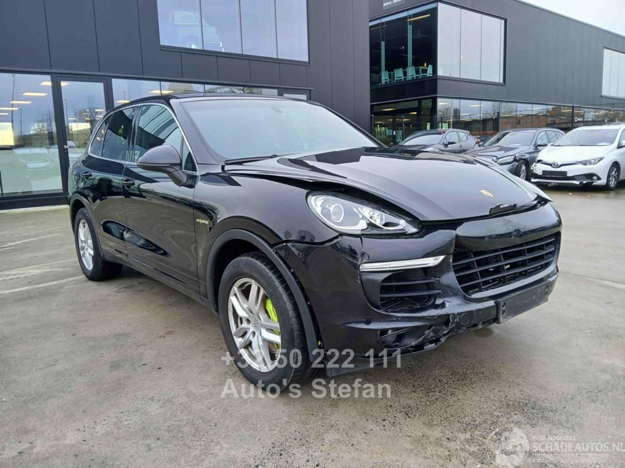 Porsche Cayenne S E-HYBRID