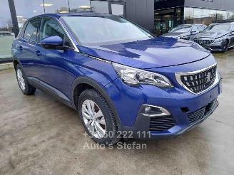 Schadeauto Peugeot 3008 ACTIVE 2018/11