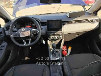 Renault Clio E-TECH HYBRIDE picture 10