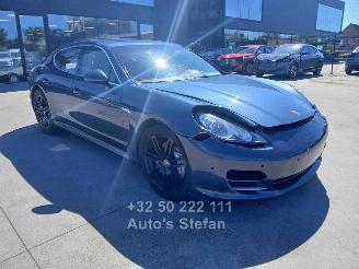 Porsche Panamera 4S picture 1