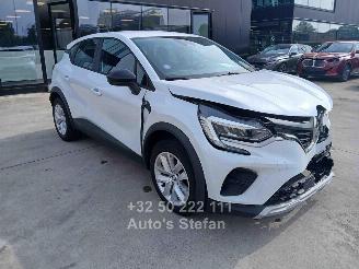 Vrakbiler auto Renault Captur EQUILIBRE 2024/1