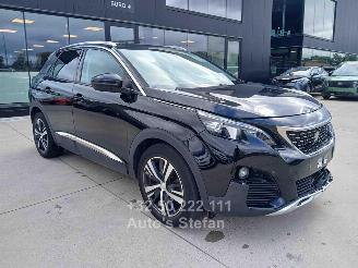 krockskadad bil auto Peugeot 3008 ALLURE 2019/2