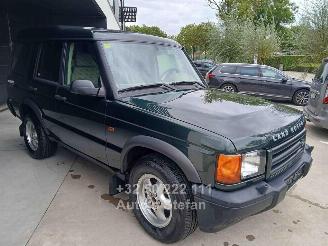 damaged passenger cars Land Rover Discovery  1999/5