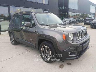 skadebil auto Jeep Renegade LONGITUDE 2018/8