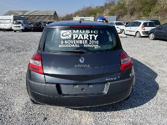 uszkodzony samochody osobowe Renault Mégane 1,4 BENZINE AIRCO 2007/11