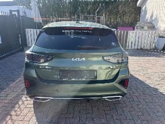 Schadeauto Kia Cee d 1,0 TURBO GT-LINE 2024/9