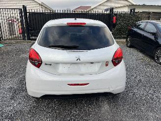 Auto incidentate Peugeot 208 BENZINE - AUTOMATIC 2017/4