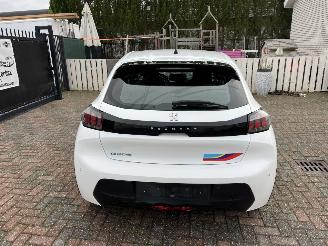 krockskadad bil auto Peugeot 208 ELEKTRO - NAVIGATION - KLIMATRONIK 2022/3