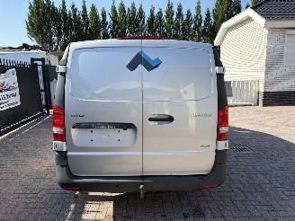 uszkodzony samochody osobowe Mercedes Vito 114,CDI 4X4 AUTOMATIC 2023/9