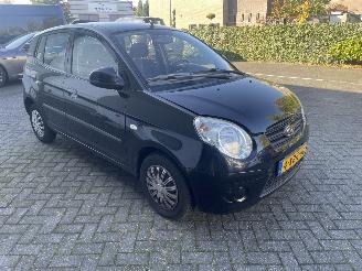 Kia Picanto 1.1 X-clusive Airco picture 2