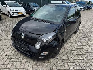 krockskadad bil auto Renault Twingo 1.2 16V Dynamique 2012/8