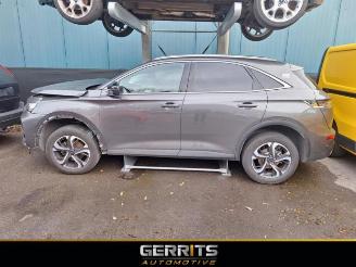 Salvage car Citroën DS 7 DS 7 Crossback, SUV, 2017 1.6 16V PureTech 180 2020/2