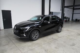 Coche accidentado Renault Arkana FULL HYBRID 2025/7