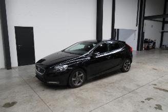 Avarii autoturisme Volvo V-40 BREAK 2017/3