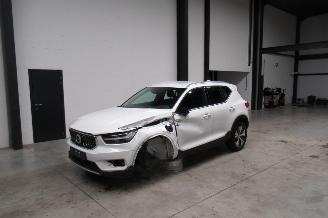 Auto incidentate Volvo XC40 MOMENTUM 2022/1