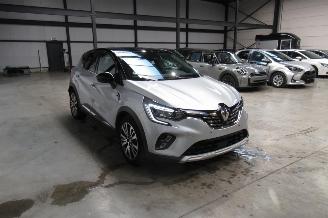 Renault Captur INITIALE picture 6