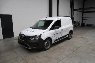 Unfall Kfz Van Renault Kangoo COMFORT 2024/4