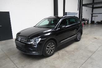 Coche accidentado Volkswagen Tiguan COMFORTLINE 2019/5