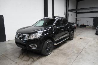 damaged passenger cars Nissan Navara 4X4 R SPORT 2017/2