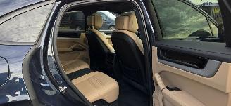 Porsche Cayenne  picture 18