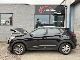 skadebil auto Hyundai Tucson HYUNDAI TUCSON 1.7D 2017 2017/6
