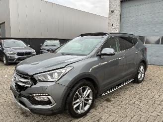 Unfallwagen Hyundai Santa Fe HYUNDAI SANTA FE 2.2D AWD 2018 2018/3