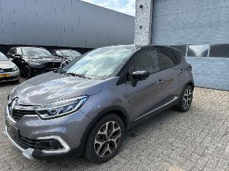 Voiture accidenté Renault Captur RENAULT CAPTUR 1.3I AUTOMAAT 2019 2019/6