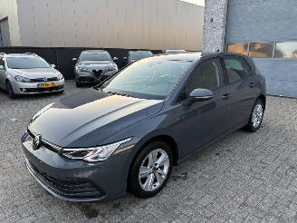 uszkodzony samochody osobowe Volkswagen Golf VW GOLF 8 2.0TDI 2021 2021/8