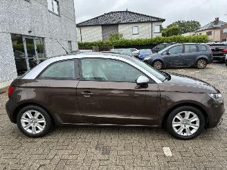 Audi A1 AUDI A1 1.6TDI 2011 picture 9