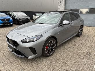 krockskadad bil auto BMW 1-serie BMW 120I M 2025 2025/1