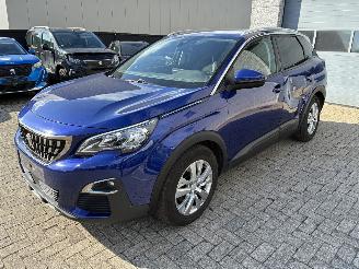 Vaurioauto  passenger cars Peugeot 3008 PEUGEOT 3008 1.6D 2018 2018/3