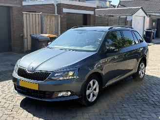 skadebil auto Skoda Fabia Combi 1.2 TSI JOY 2016/1