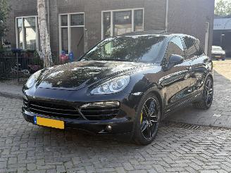 skadebil auto Porsche Cayenne 3.0 DIESEL 2014/1