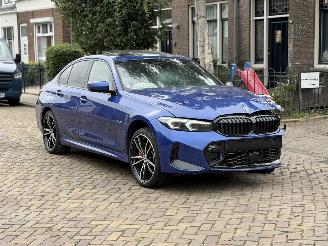skadebil auto BMW 3-serie 330e M PAKKET X-Drive 2023/1