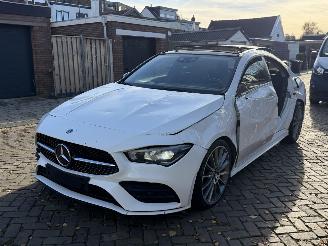 skadebil auto Mercedes Cla-klasse 220 AMG / PANO / 2019/1