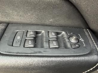 Volvo Xc-60 2.0 T8 R DESIGN AWD picture 21