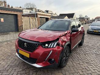 damaged passenger cars Peugeot 2008 1.2 PureTech GT  AUTOMAAT 2021/1