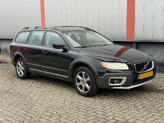krockskadad bil auto Volvo Xc-70 2.4 D5 AUTOMAAT 2009/1