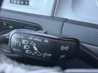 Volkswagen Golf 1.0 TSI Edition picture 17