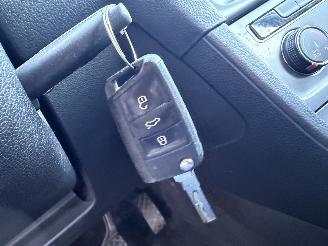 Volkswagen Golf 1.0 TSI Edition picture 12