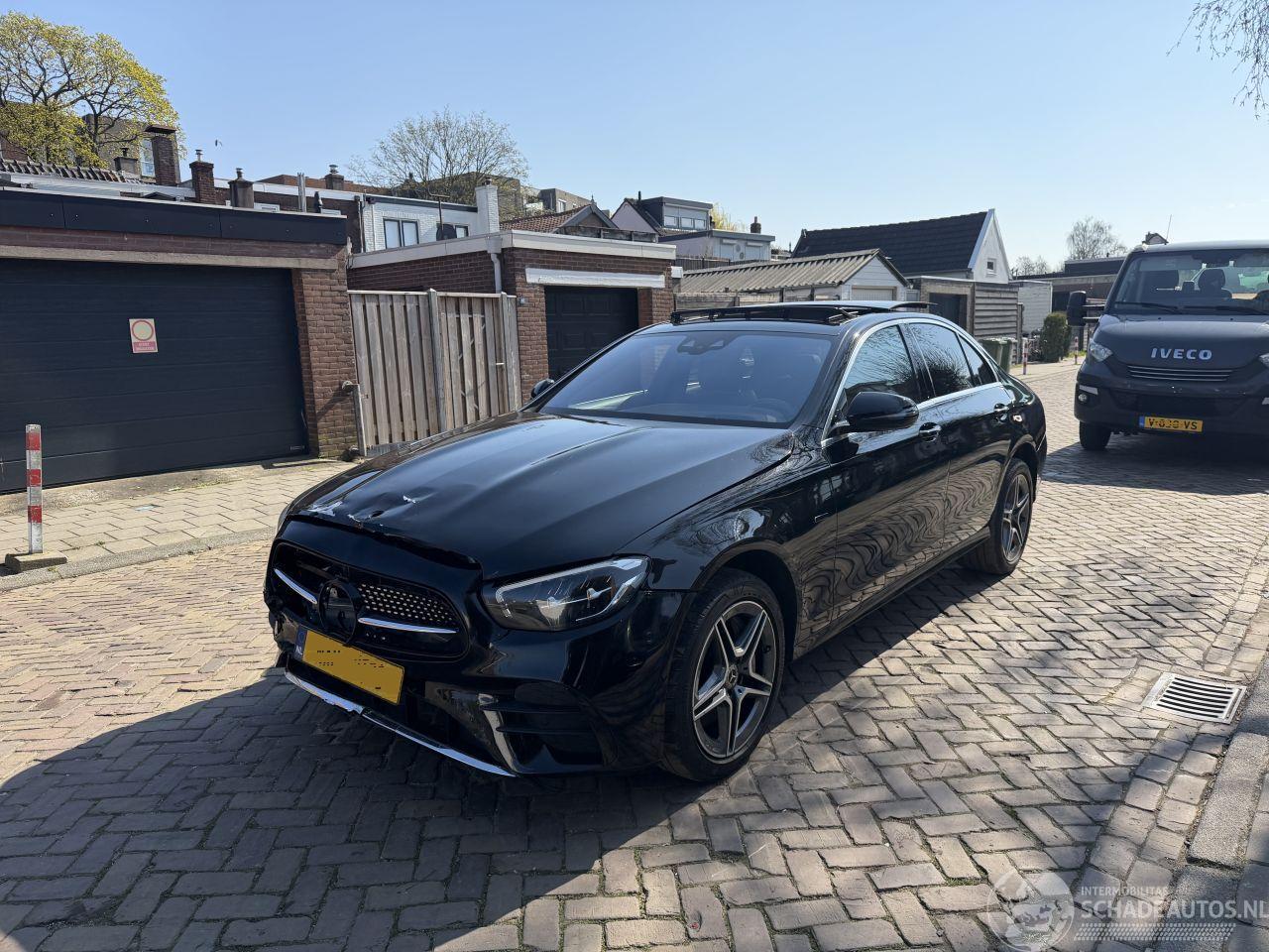 Mercedes E-klasse 300de 4 Matic AMG PANO