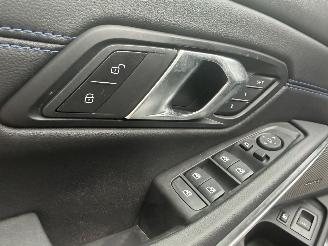 BMW 3-serie 330e XDrive M PAKKET picture 24