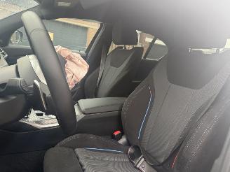 BMW 3-serie 330e XDrive M PAKKET picture 23