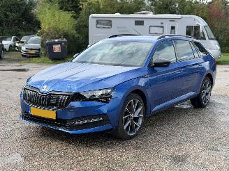 damaged passenger cars Skoda Superb 1.4 TSI iV Sportline 2021/1