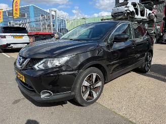 Auto incidentate Nissan Qashqai 1.2 N-VISION 2017/1